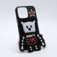 將圖片載入圖庫檢視器 SECOND UNIQUE NAME 搖滾黑絨毛熊熊手機殼