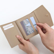 將圖片載入圖庫檢視器 D.LAB Ellin 杏色牛皮皮夾