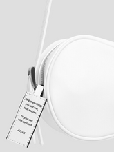 將圖片載入圖庫檢視器 NIEEH 白色環保皮革斜跨肩背包(BLACKPINK JENNIE同款)