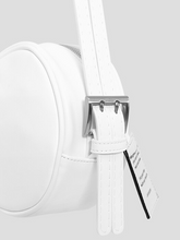 將圖片載入圖庫檢視器 NIEEH 白色環保皮革斜跨肩背包(BLACKPINK JENNIE同款)