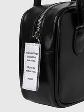 將圖片載入圖庫檢視器 NIEEH 黑色環保皮革迷你方形包(BLACKPINK JENNIE同款)