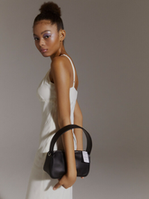 將圖片載入圖庫檢視器 NIEEH 黑色環保皮革長方手提包