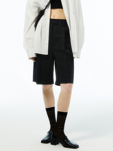 將圖片載入圖庫檢視器 EMKM Bermuda 黑色正裝短褲
