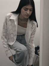 將圖片載入圖庫檢視器 EMKM 透膚白色方塊提花襯衫