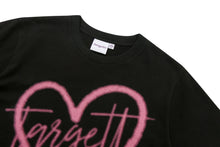 將圖片載入圖庫檢視器 TARGETTO Heart Logo Spray 噴漆愛心黑色T恤
