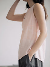 將圖片載入圖庫檢視器 DOLSILNAI 鈕扣裝飾無袖上衣 (2色)