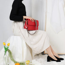 將圖片載入圖庫檢視器 D.LAB May 紅色斜肩包