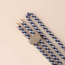 將圖片載入圖庫檢視器 ARNO M2 可拆式 深藍編繩背帶手機殼