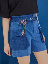 將圖片載入圖庫檢視器 CCOMAQUE 腰帶裝飾雙口袋藍色短褲