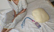 將圖片載入圖庫檢視器 MCRN 手機夾片+編繩長背帶天藍混色 組合