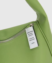 將圖片載入圖庫檢視器 NIEEH Soft 蘋果綠腋下肩背包