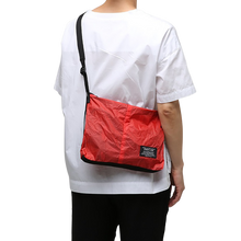 將圖片載入圖庫檢視器 OVER LAB Another High 紅色環保斜垮包