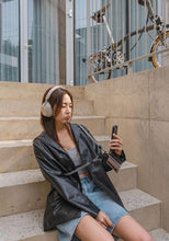 將圖片載入圖庫檢視器 MCRN 手機夾片+編繩長背帶經典黑白 組合