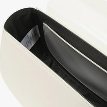 將圖片載入圖庫檢視器 D.LAB Momo 白色側背包(雙背帶)