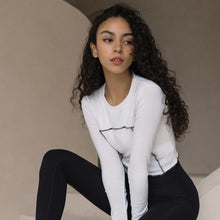 將圖片載入圖庫檢視器 CONCHWEAR 立體線條短版長袖上衣 4色