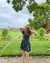 將圖片載入圖庫檢視器 MCRN 手機夾片+編繩長背帶天藍色 組合