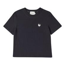 將圖片載入圖庫檢視器 BEYOND CLOSET 經典刺繡海軍藍純棉短版T恤