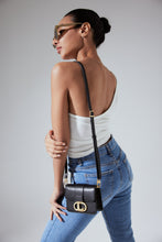 將圖片載入圖庫檢視器 LOEKA Micro Objet 黑色牛皮方形迷你包