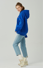 將圖片載入圖庫檢視器 GRIMPER 藍色害羞愛心帽T