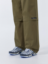 將圖片載入圖庫檢視器 CITYBREEZE 橄欖綠開膝設計寬褲