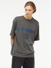 將圖片載入圖庫檢視器 CITYBREEZE Logo塗鴉印花灰色短袖上衣