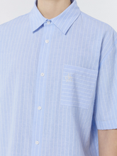 將圖片載入圖庫檢視器 CITYBREEZE 淺藍短袖OVERSIZE條紋襯衫