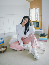 將圖片載入圖庫檢視器 CITYBREEZE 粉色拼接單寧牛仔寬褲 ((G)IDLE曹薇娟同款)