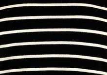 將圖片載入圖庫檢視器 CITYBREEZE Logo短版黑底白紋無袖上衣 (IZ*ONE金珉周同款)