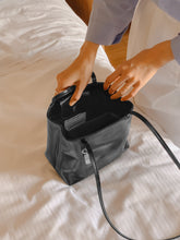 將圖片載入圖庫檢視器 MARHEN.J Lome 黑色肩背包