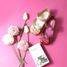 將圖片載入圖庫檢視器 THANK YOU SHOES MUCH Tiara 皇冠蝴蝶結果凍涼鞋 4色