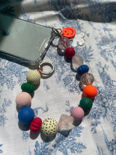 將圖片載入圖庫檢視器 ARNO Beads系列 珠鍊防撞手機殼_彩色微笑