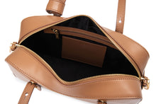 將圖片載入圖庫檢視器 LOEKA Cube 焦糖色兩用長方形肩背包