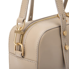 將圖片載入圖庫檢視器 LOEKA Cube 米啡色兩用長方形肩背包