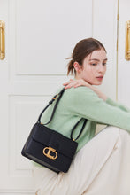 將圖片載入圖庫檢視器 LOEKA Objet M 優雅牛皮黑色方形包