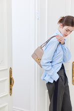 將圖片載入圖庫檢視器 LOEKA Objet M 優雅牛皮松露駝色方形包