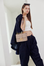 將圖片載入圖庫檢視器 LOEKA Objet M 優雅牛皮松露駝色方形包