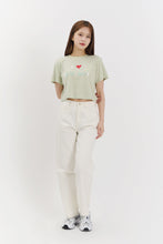 將圖片載入圖庫檢視器 BEYOND CLOSET New Boy 特殊花紋薄荷綠短版T恤