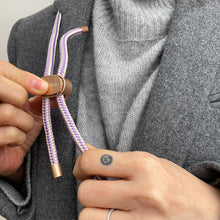 將圖片載入圖庫檢視器 ARNO 可拆式 編繩背帶透明手機殼_薰衣草紫