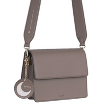 將圖片載入圖庫檢視器 D.LAB May 咖啡色斜肩包