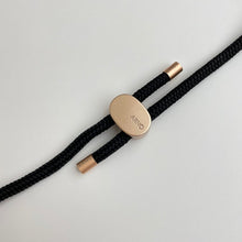 將圖片載入圖庫檢視器 ARNO 可拆式 編繩背帶透明手機殼_素面黑