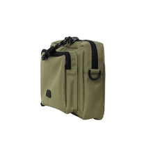將圖片載入圖庫檢視器 D.LAB Dura 軍綠色休閒斜背包