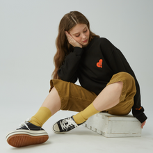 將圖片載入圖庫檢視器 GRIMPER 黑色害羞愛心大學T