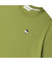 將圖片載入圖庫檢視器 BEYOND CLOSET 經典刺繡綠色純棉短袖T恤
