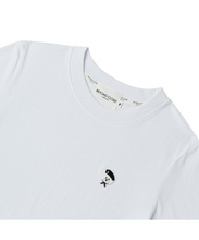 將圖片載入圖庫檢視器 BEYOND CLOSET 經典刺繡白色純棉短版T恤