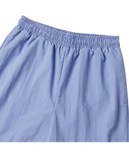 將圖片載入圖庫檢視器 BEYOND CLOSET 經典刺繡淡紫色尼龍短褲