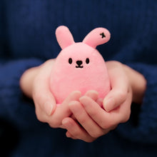 將圖片載入圖庫檢視器 MUZIK TIGER 紓壓兔子娃娃 2色