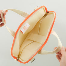 將圖片載入圖庫檢視器 MUZIK TIGER 尼龍米白色手提筆電/平板包