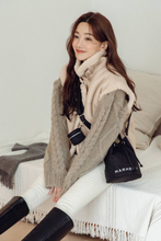 將圖片載入圖庫檢視器 MARHEN.J Lexy V2 黑色水桶肩背包