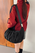 將圖片載入圖庫檢視器 MARHEN.J Plie Large 黑色蝴蝶結皺褶面 Hobo Bag