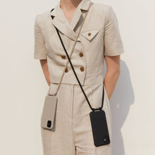 將圖片載入圖庫檢視器 ARNO M2 可拆式 麥片奶油編繩背帶手機殼